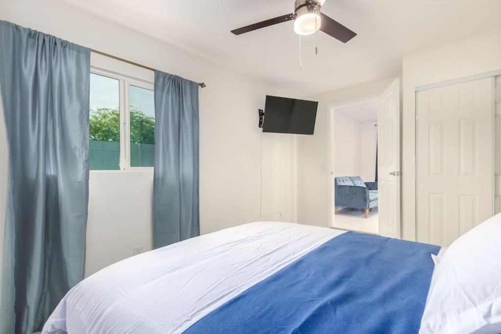 Your Downtown With California King Bed Unit A Appartement Phoenix