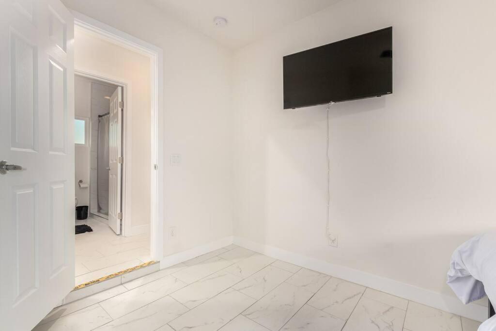 Appartement Your Downtown With California King Bed Unit A