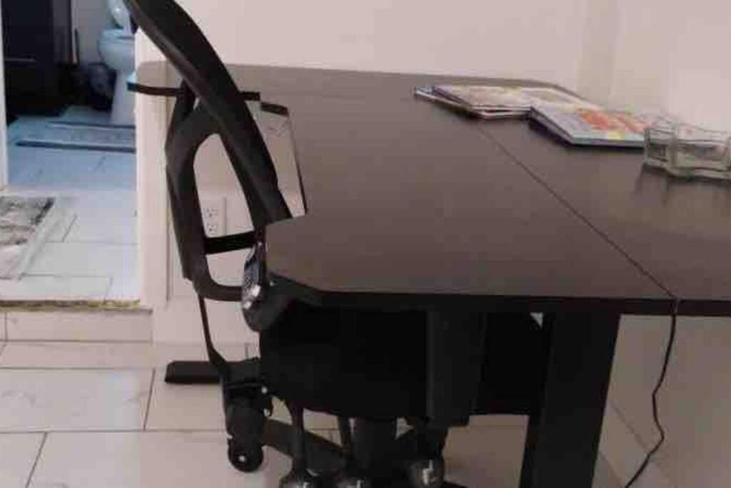 Appartement Your Downtown With California King Bed Unit A