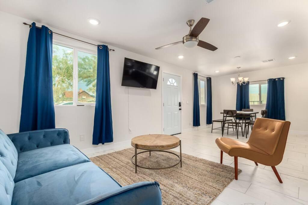 Your Downtown With California King Bed Unit A Appartement Phoenix